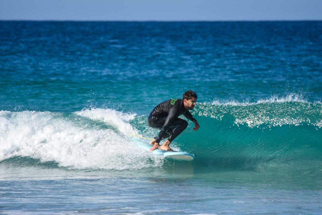 ¿Dónde hacer surf en Gijón?