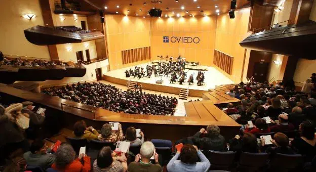 Oviedo con adolescentes