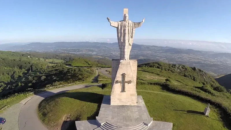 Oviedo con adolescentes