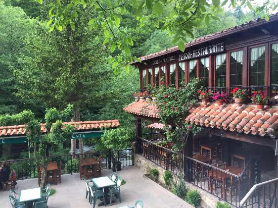 Sitios para comer en Bárcena Mayor