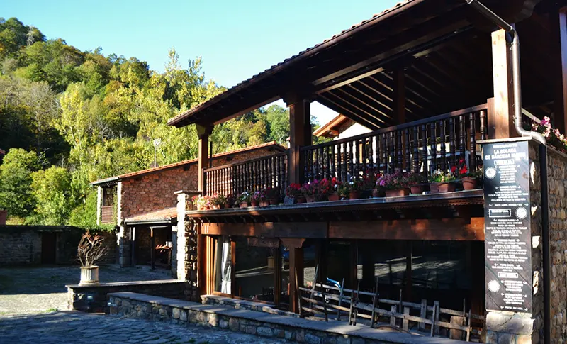 Sitios para comer en Bárcena Mayor